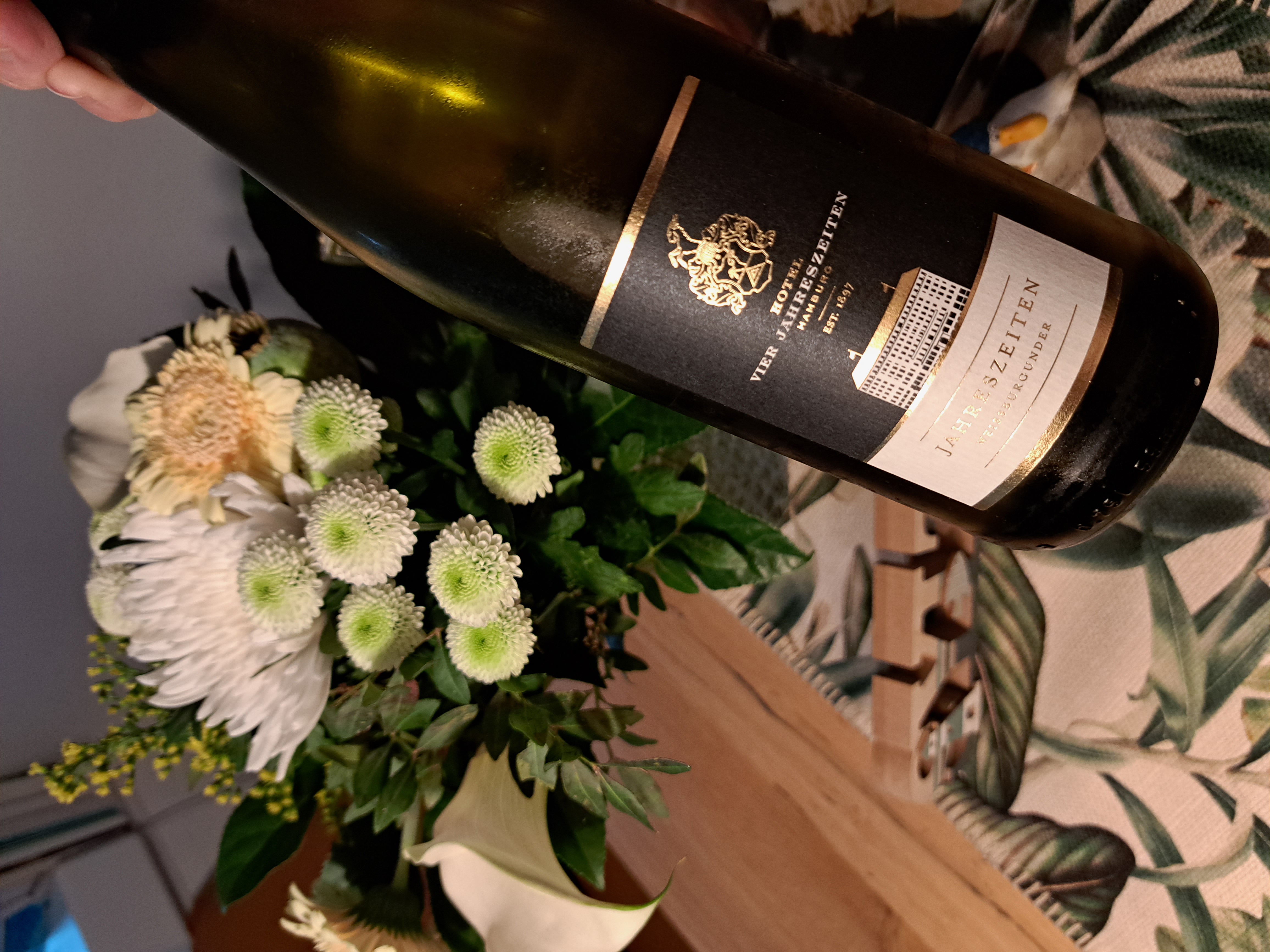 2019 Weingut Dreissigacker Weißburgunder Hotel Vier Jahreszeiten